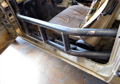 Roll cages and chassis reinforcement requirements
